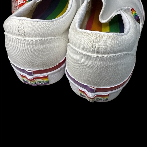 Vans Pride Slip-On Sneakers - Unisex Size 5 Men / 6.5 Women - Picture 3 of 5